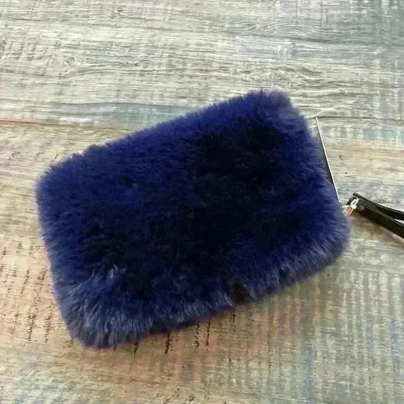 Jane & Berry Fuzzy Pouch Blue Wristlet Black Strap NWT Zipper - Picture 6 of 9